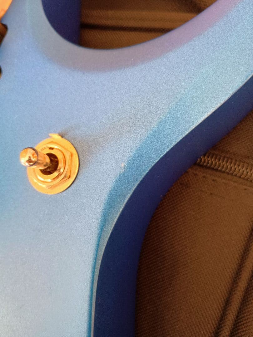 入手困難！　Ibanez　RGDIR6M