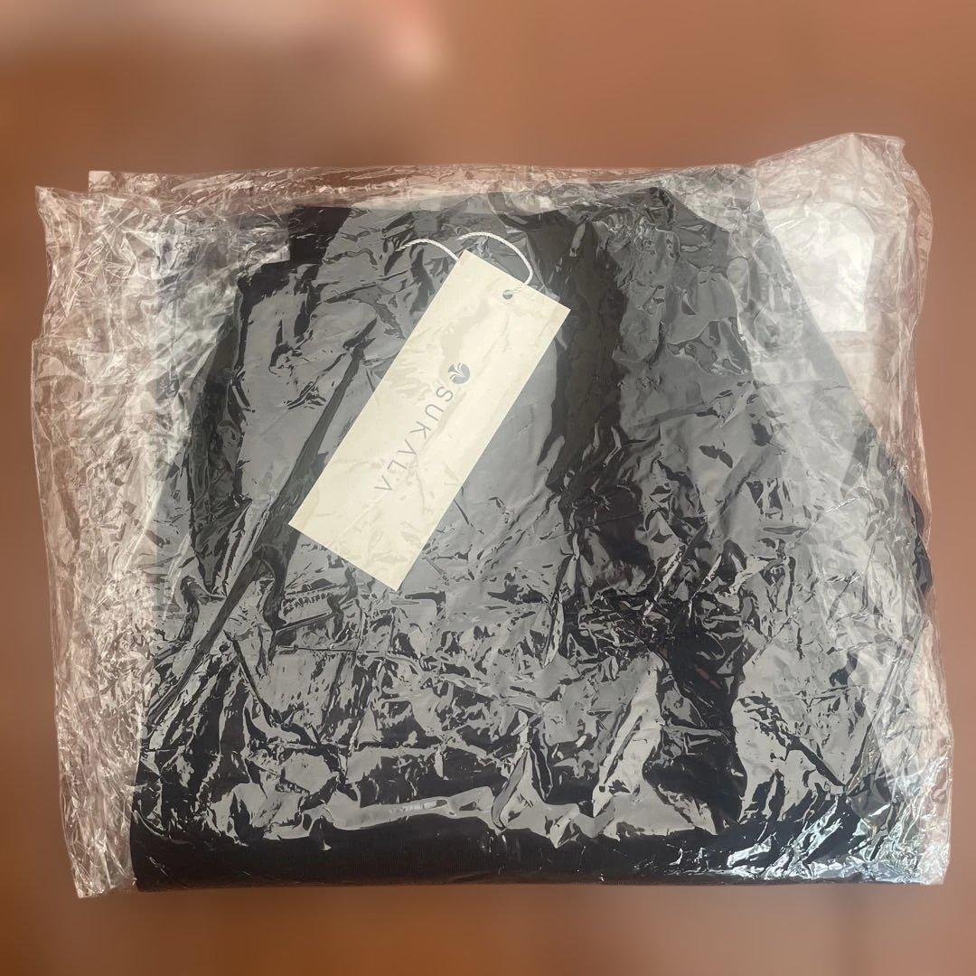 【新品未使用】SUKALA ヨガ　ベーシックレギンス Lサイズ　ブラック