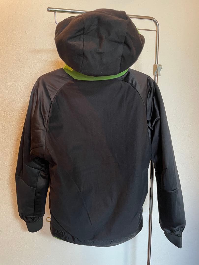 美品　メガバス　サーモスーツ、キャップのセット