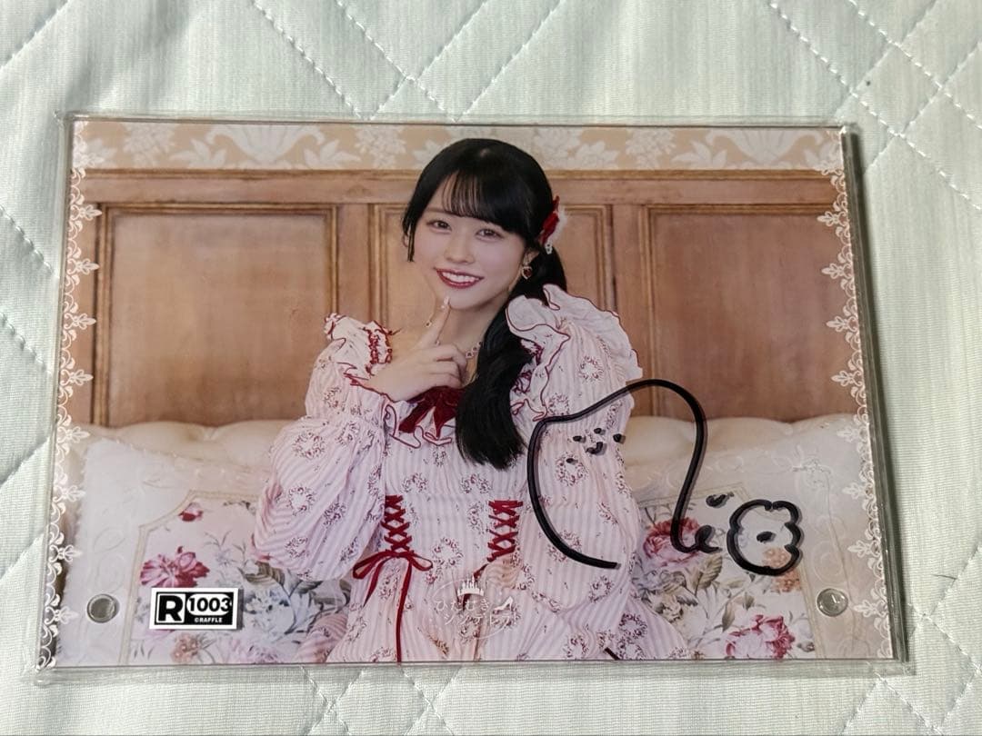 ラッフルくじ　CUTIE STREET 佐野愛花　サイン入りアクパネ