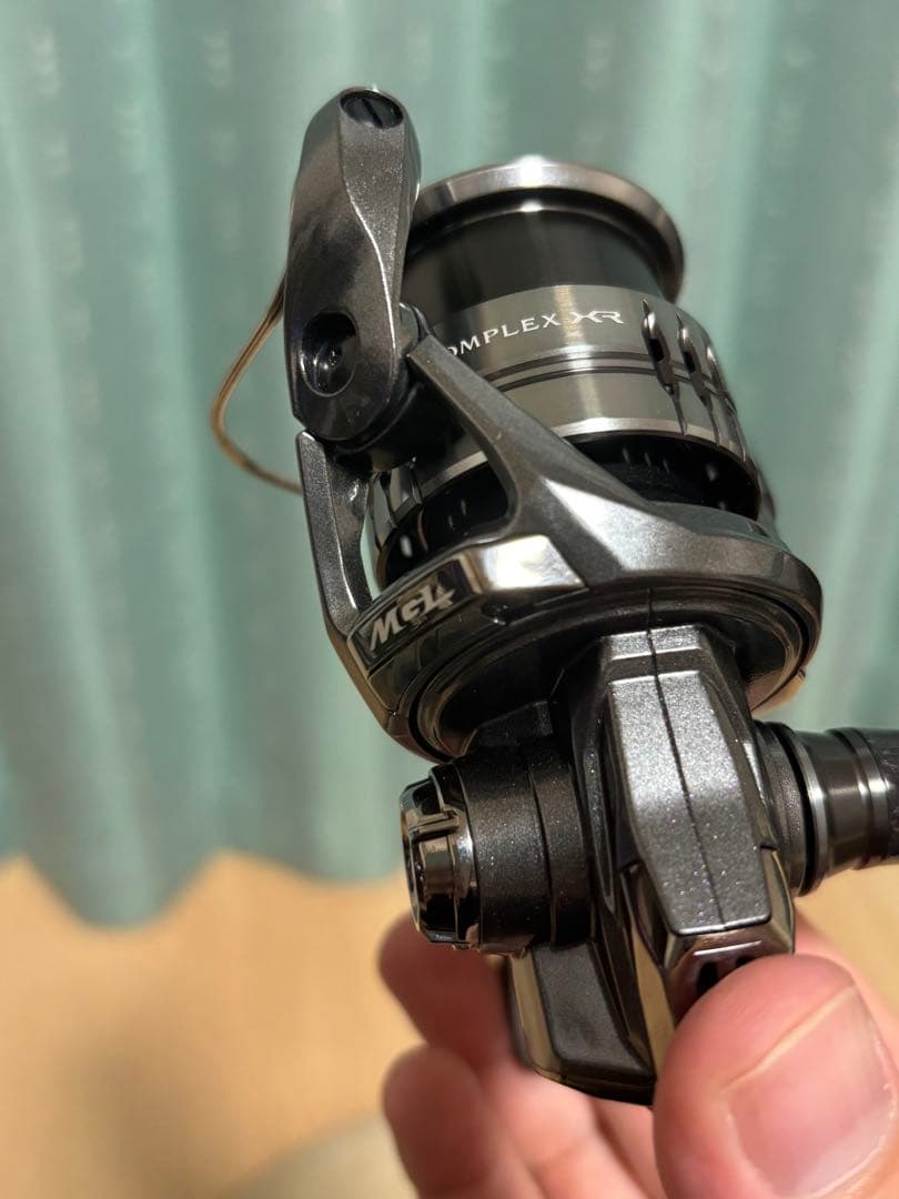 シマノ　２５コンプレックスＸＲ　Ｃ２５００Ｆ４　ＸＧ　ＳＨＩＭＡＮＯ