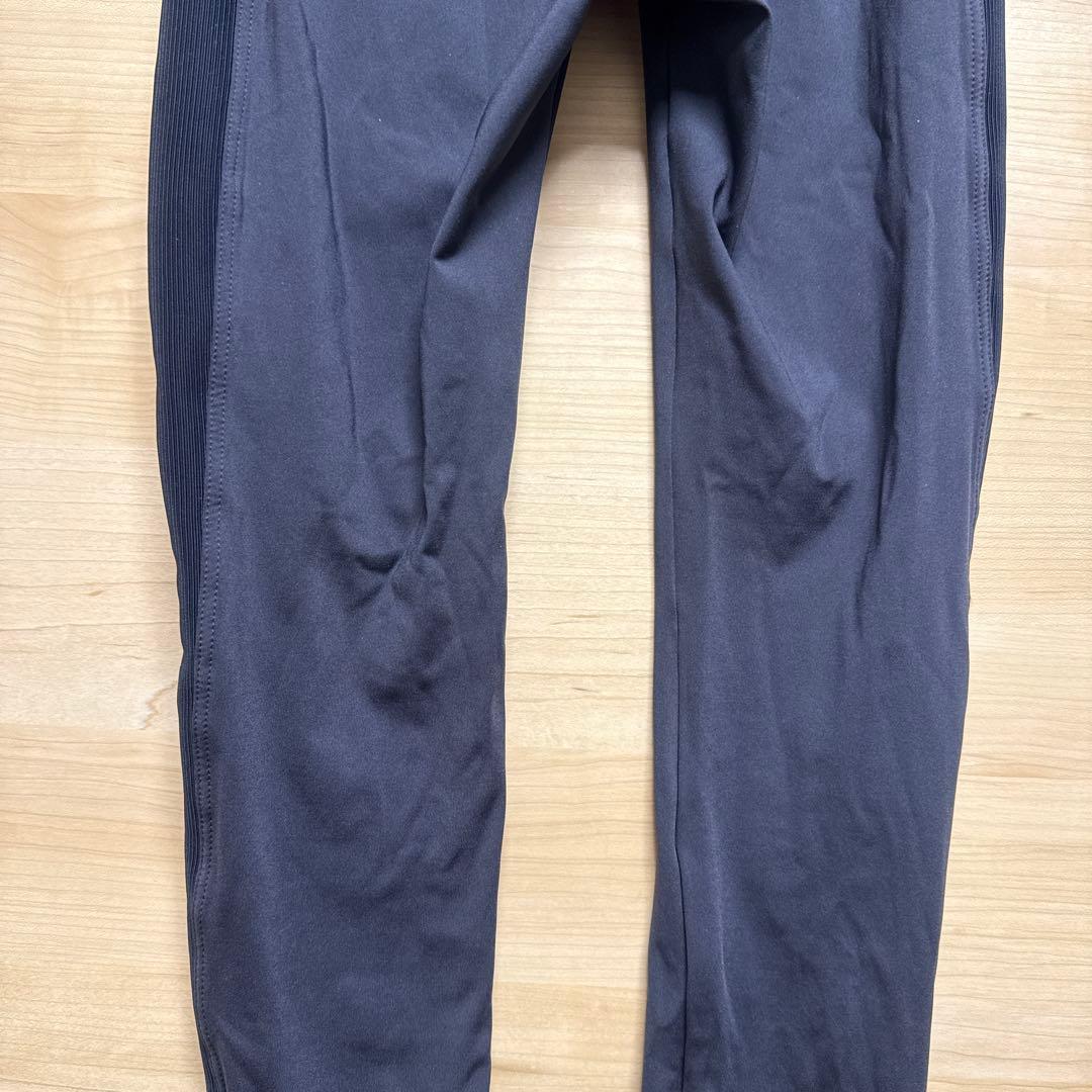 新品タグ付き　ALBOVE スポーツブラ　水陸両用　トップス　レギンス