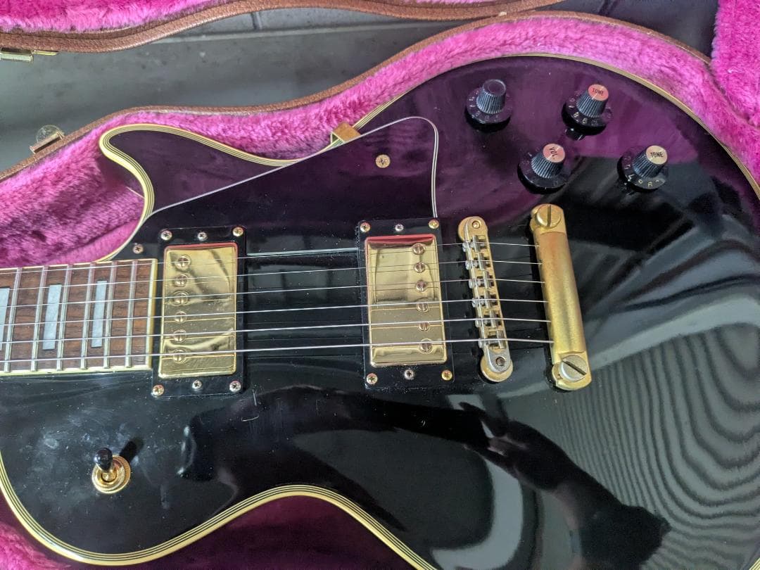 グレコ　レスポール（フジゲン製）ギターケースは付きません。