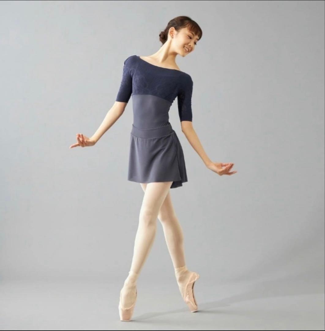 チャコット　大人　Mサイズ　ノーソーイングニット　レオタード