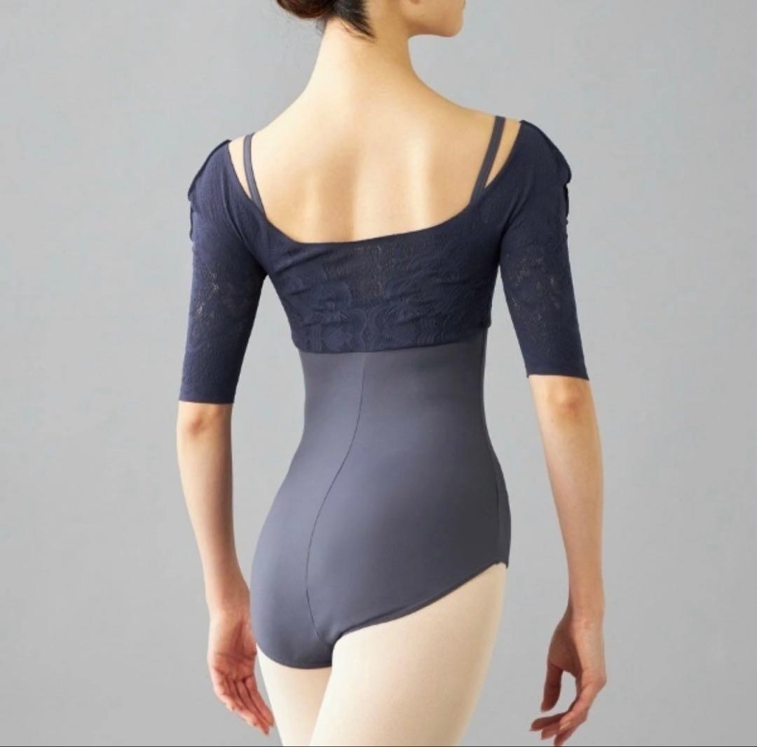 チャコット　大人　Mサイズ　ノーソーイングニット　レオタード