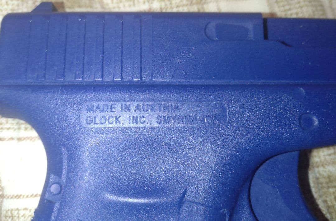 【新品】ブルーガン社製 グロック17 Gen4 無可動 訓練銃