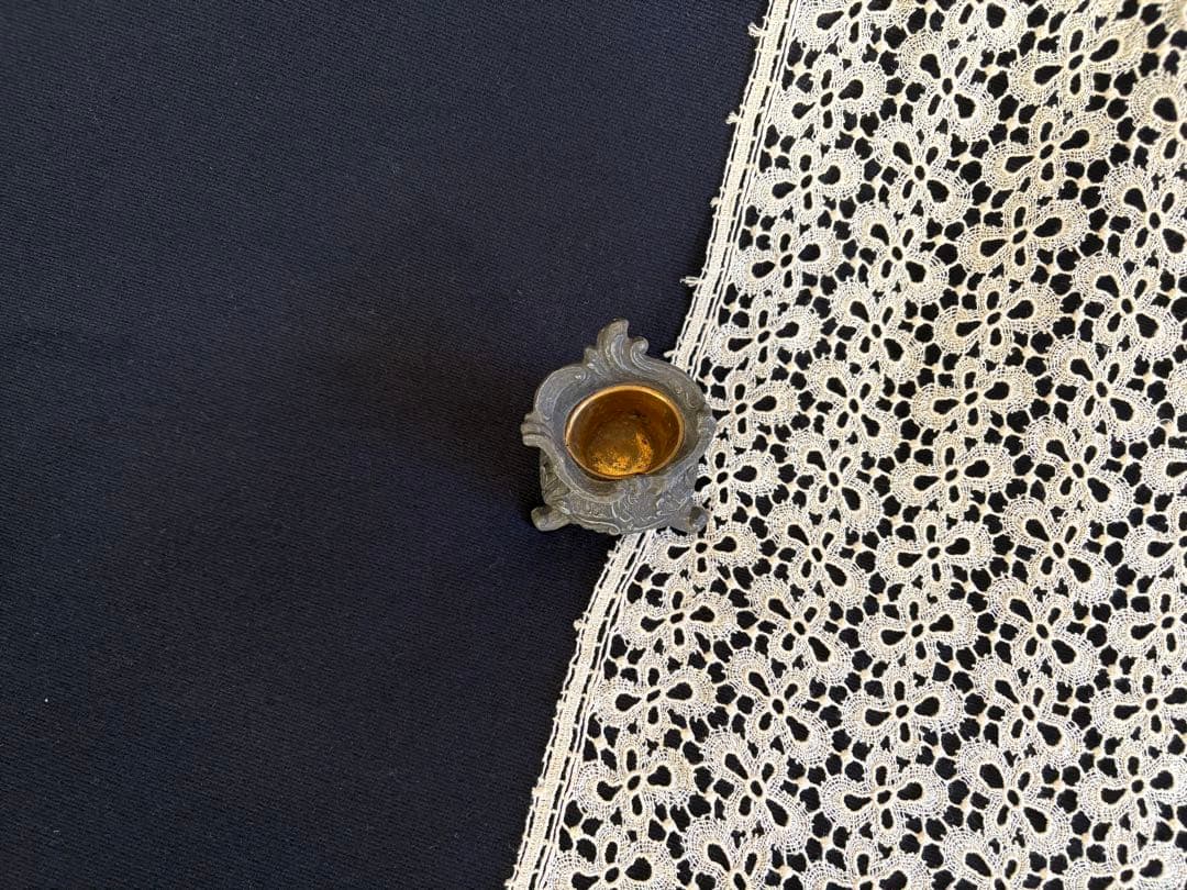 エタン ロカイユ装飾 猫脚 小さな花瓶 インク入れ フランス アンティーク