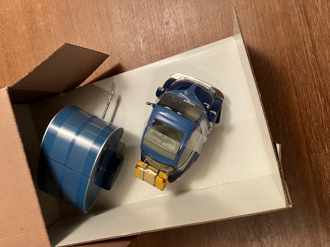 1/18  イセッタ 250 ＆ キャンピングトレーラー 美品