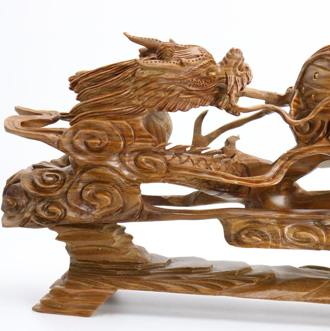 張 国良作　香木緑壇双龍如意宝珠　木彫　DO114