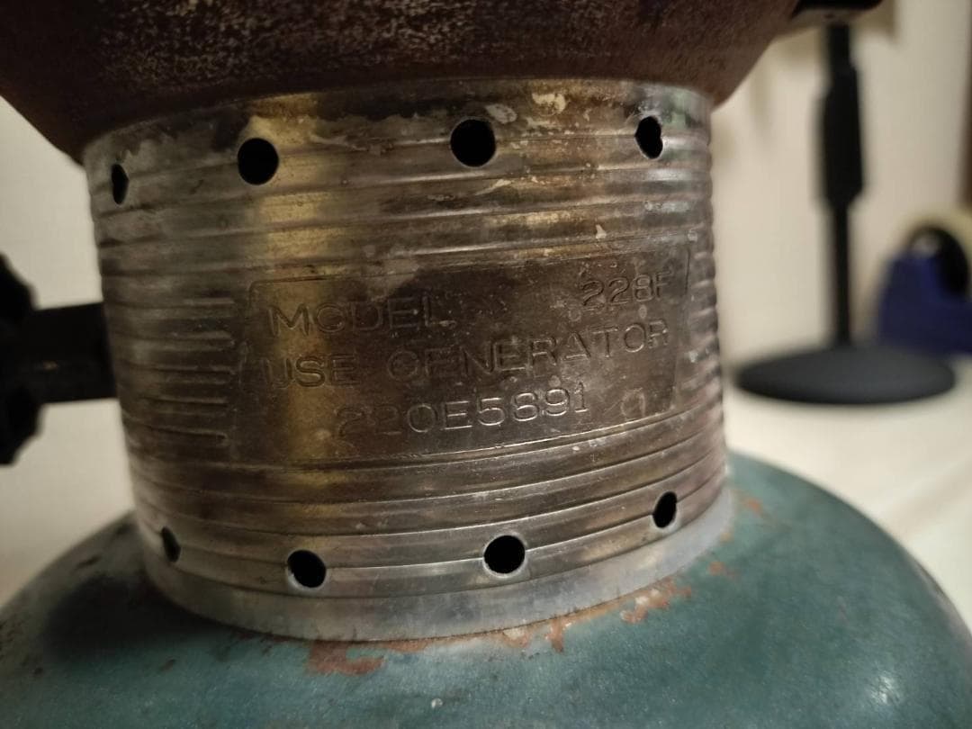 ☆1973年製 コールマン ビンテージ ツーマントルランタン　　228F