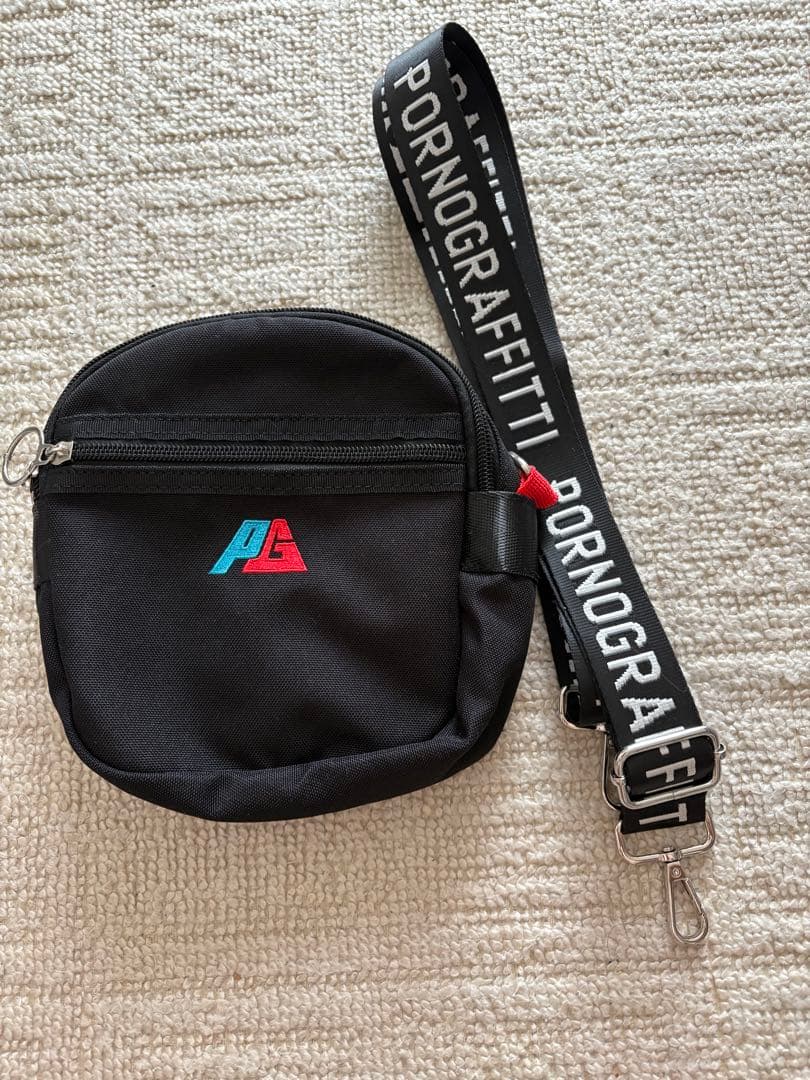 ポルノグラフィティ　ショルダーポーチ