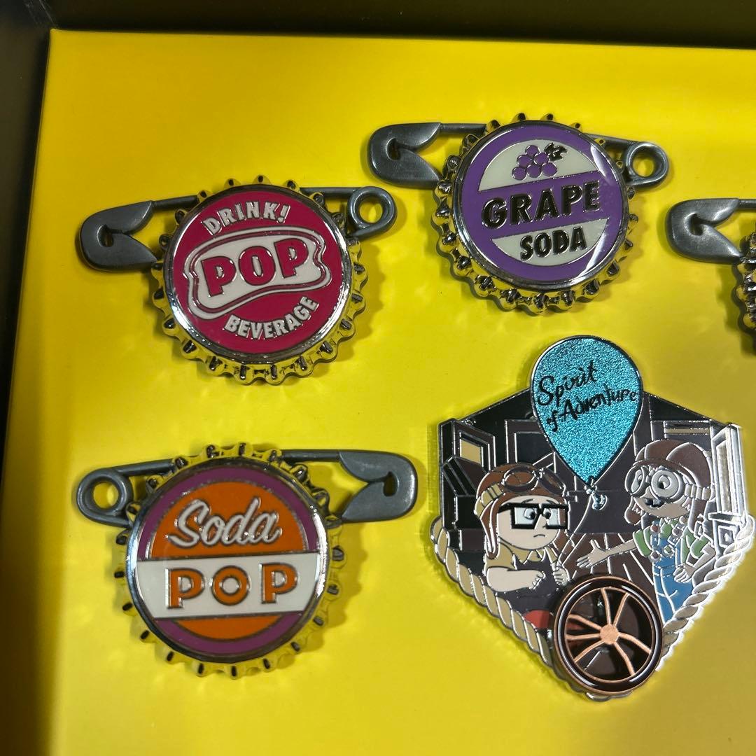 カールじいさんの空飛ぶ家　ピンバッチ　アメリカ限定　ピクサー　レア