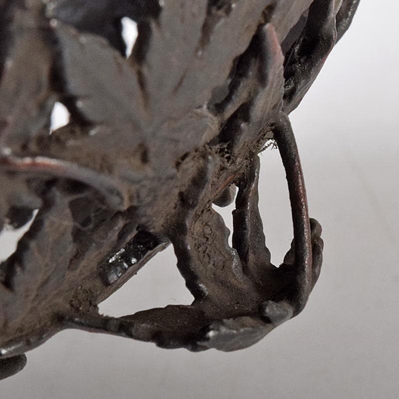 龍ちゃん　古銅　紅葉透かし　三つ足香炉　在銘　約537g　D　R8374