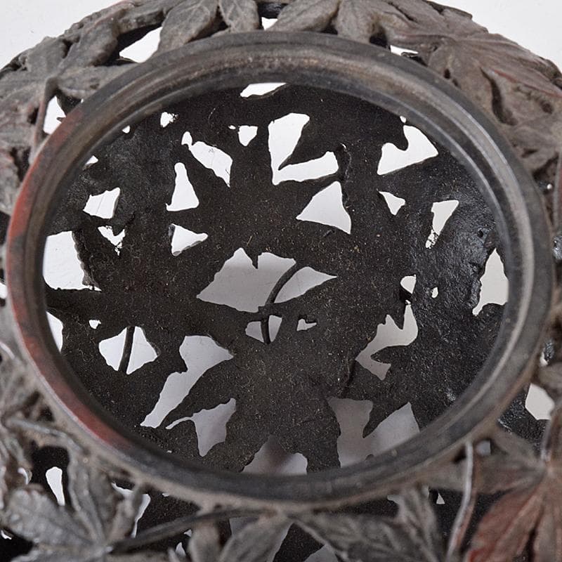 龍ちゃん　古銅　紅葉透かし　三つ足香炉　在銘　約537g　D　R8374