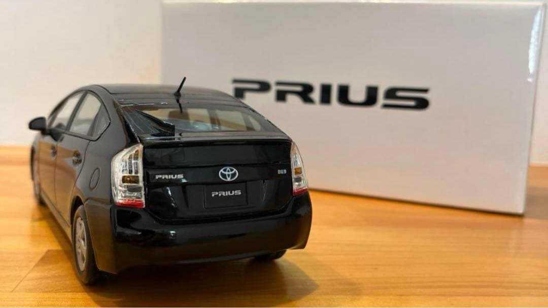 【箱付き】トヨタ　30プリウス　カラーサンプル　ブラック
