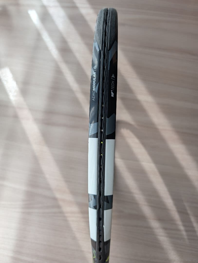 Babolat　ピュアアエロ　2022　G2　100　テニスラケット