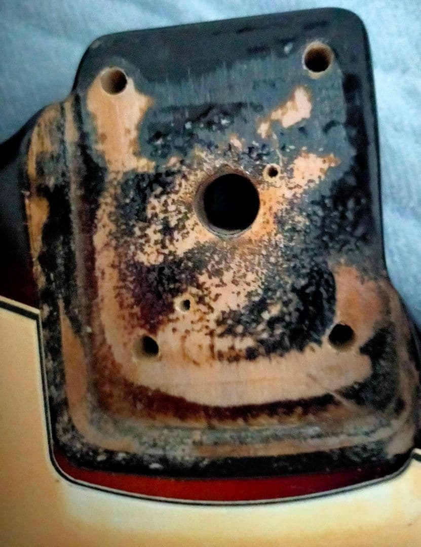 今月迄の出品【ラッカー塗装】ストラトキャスター　ビンテージ ハードレリック