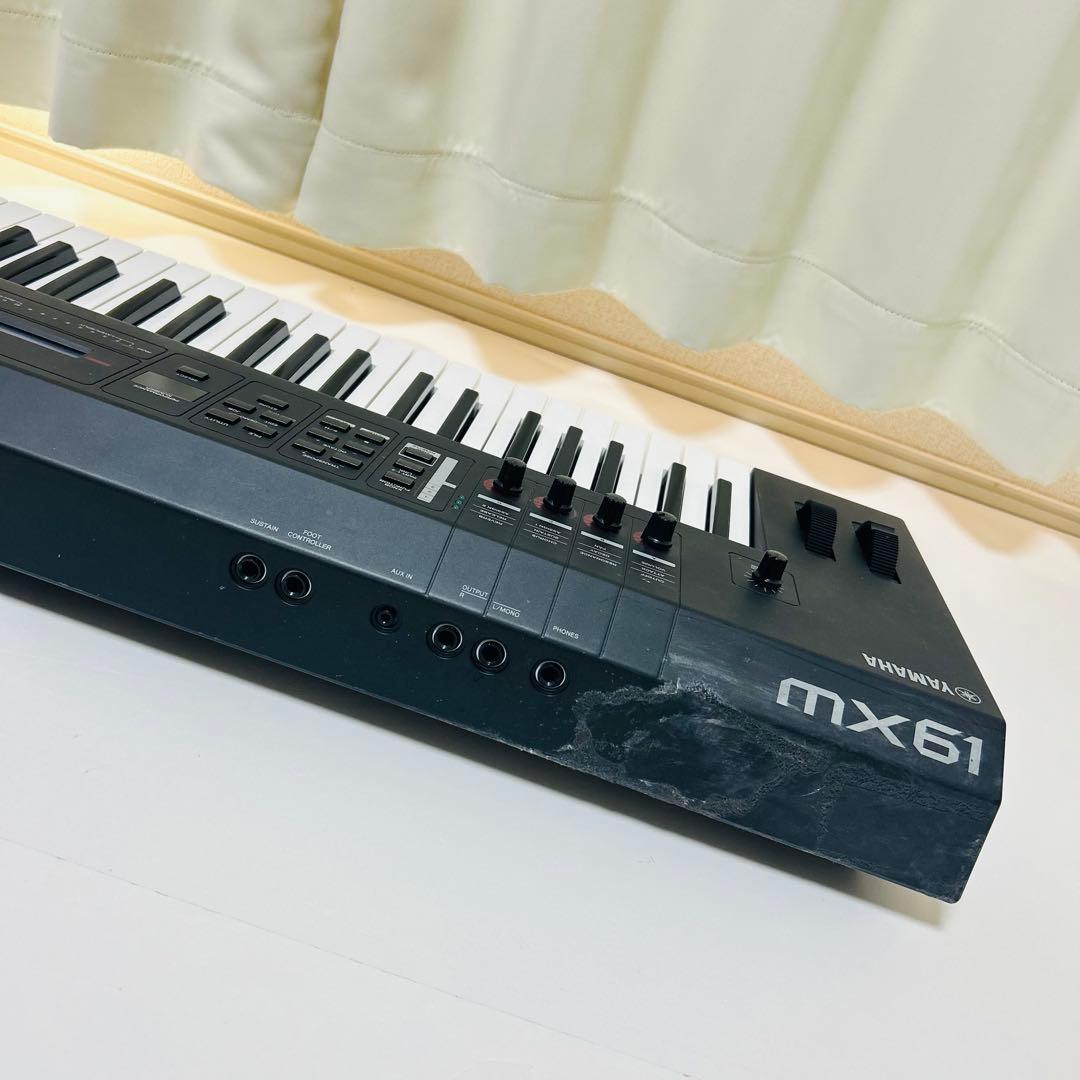 【美品】YAMAHA シンセサイザー MX61 BK 61鍵盤 YAMAHA