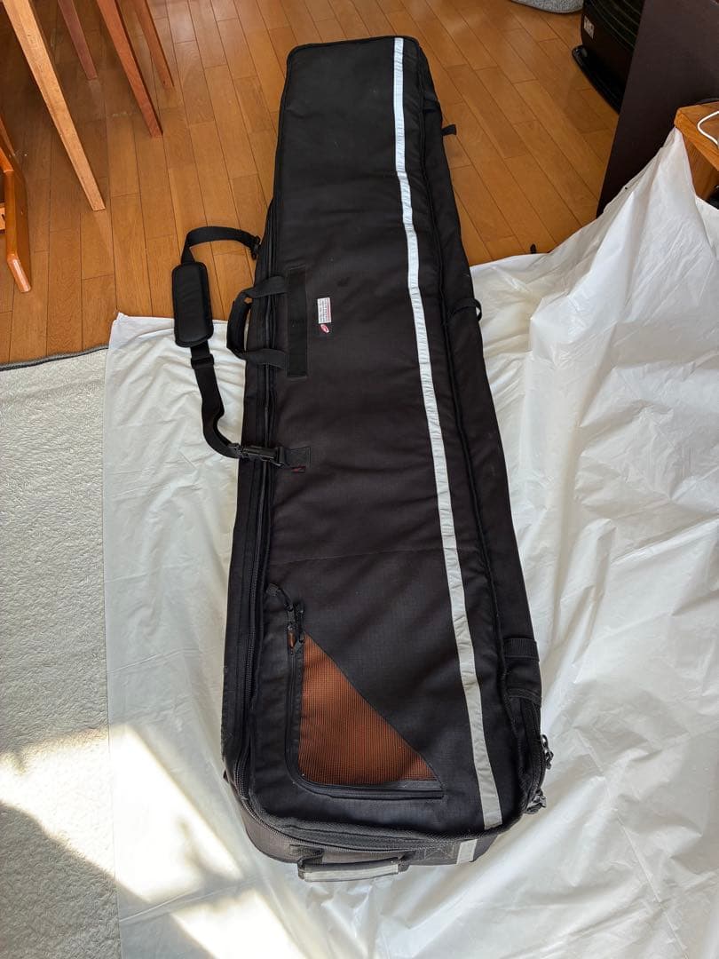 eb'sスノーボードバッグ （キャスター付）