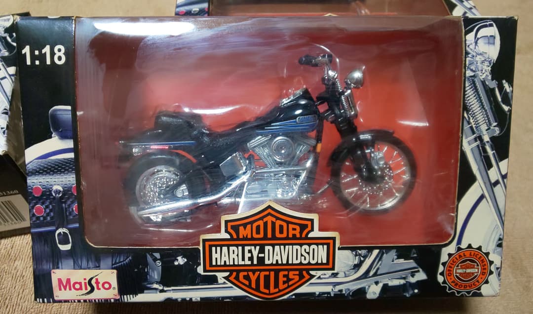 ハーレーダビットソン四点セット