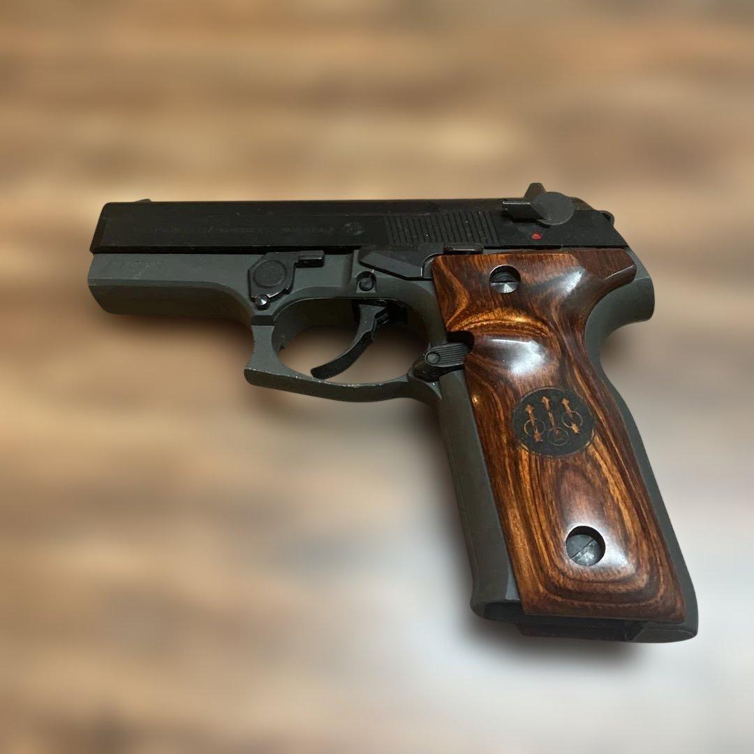 KSC クーガ (リアルウッド)マガジンなし