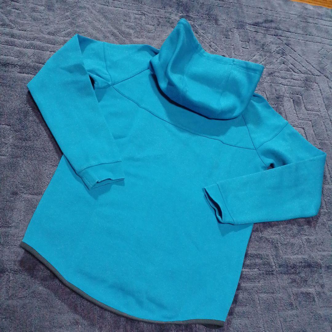 ナイキ　ジャンバ－