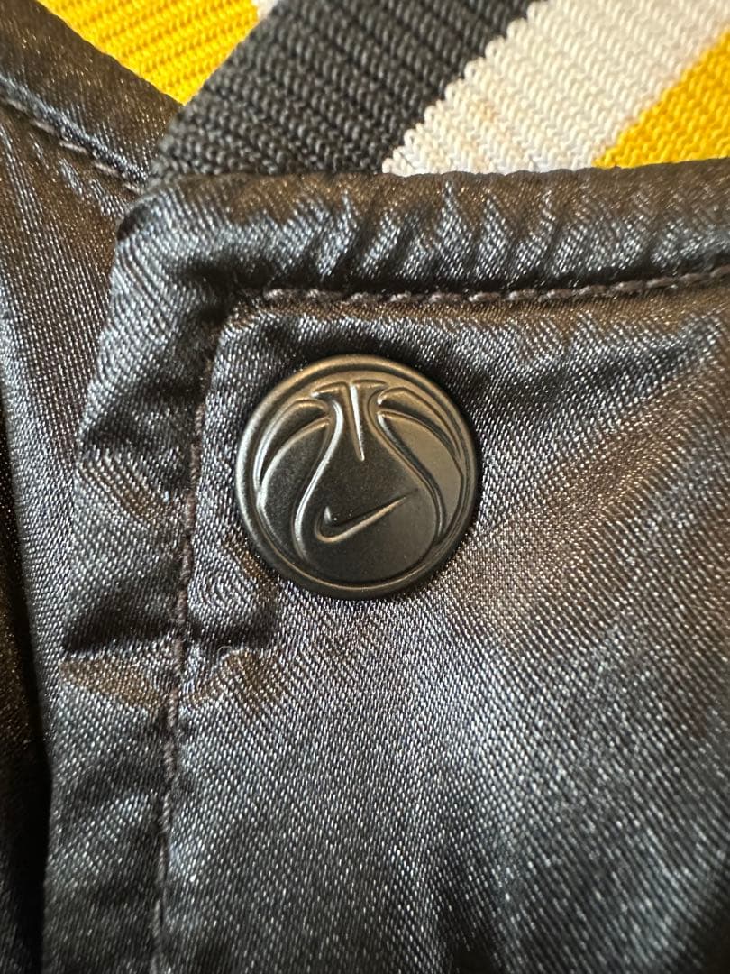 激レア NBA LAKERS 刺繍 スタジアムジャンバー