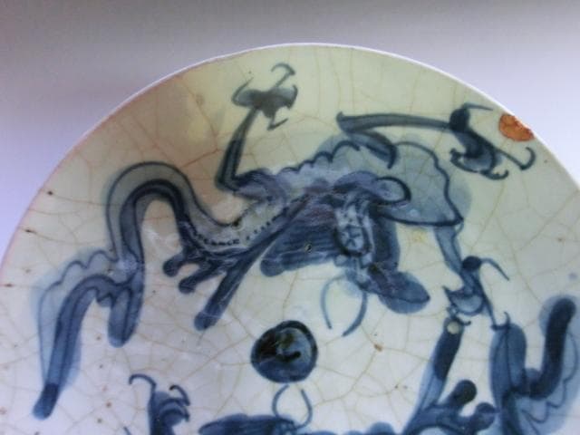 皿■獅子紋染付氷裂皿 砂高台 古い平鉢 古玩 唐物 中国 時代物 骨董品■