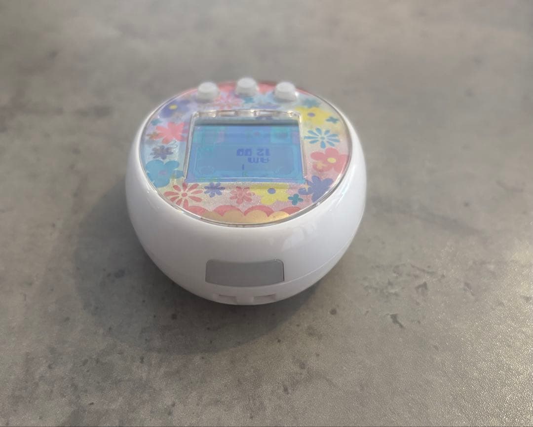 たまごっち みーつ パステルホワイト