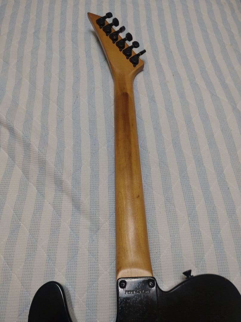 あいた様。 Fernandes TEJ ブラックエレキギター