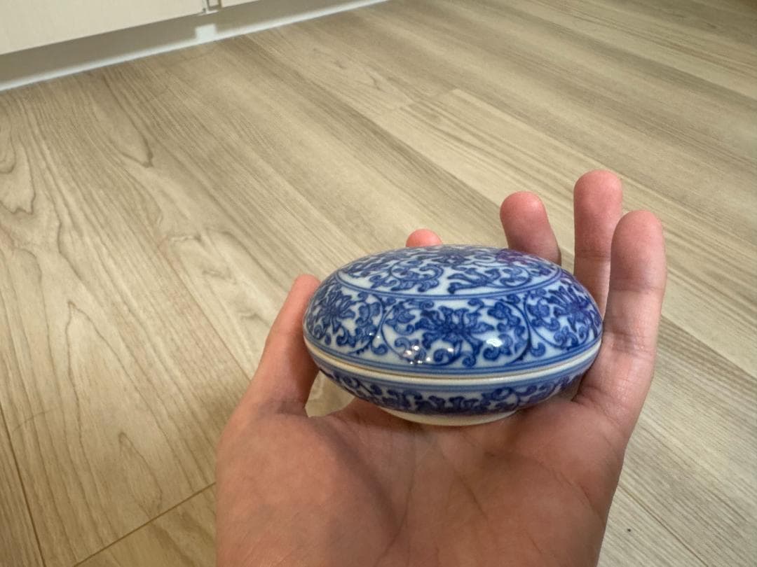 青花龍唐草文蓋物 康熙年製 官窯 青花磁器 古美術 珍品（箱付き）