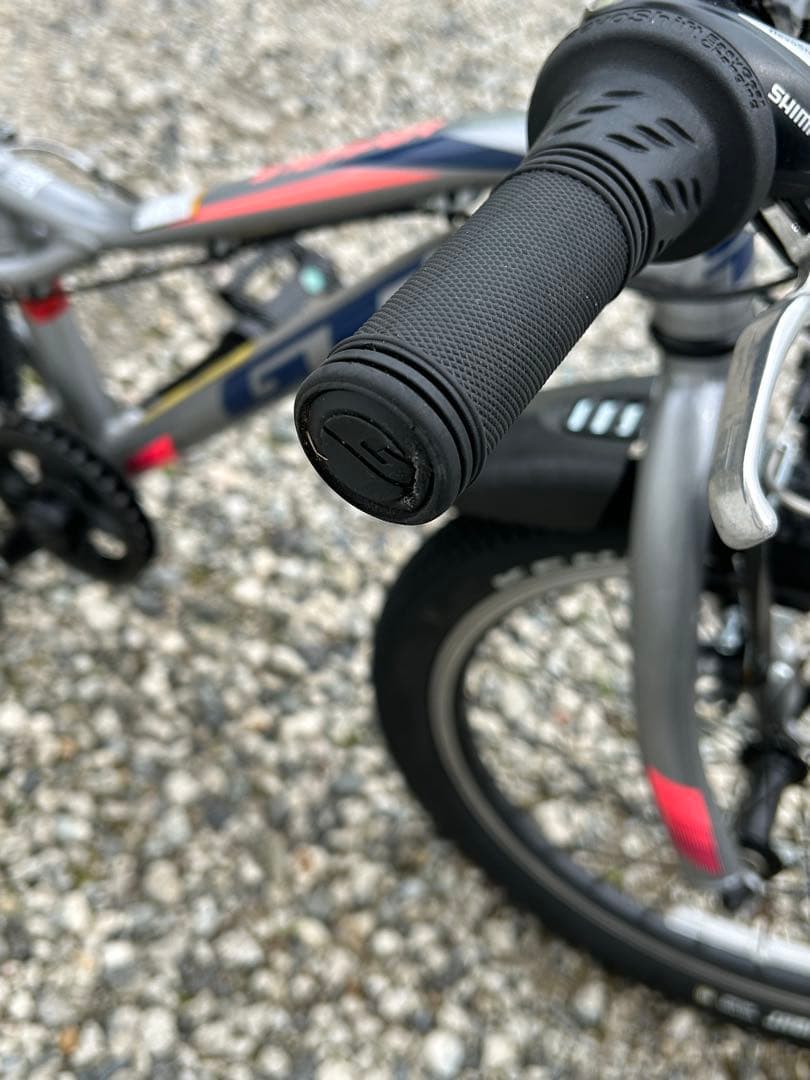 STOMPER PRIME 20インチ　マウンテンバイク シルバー/ピンク