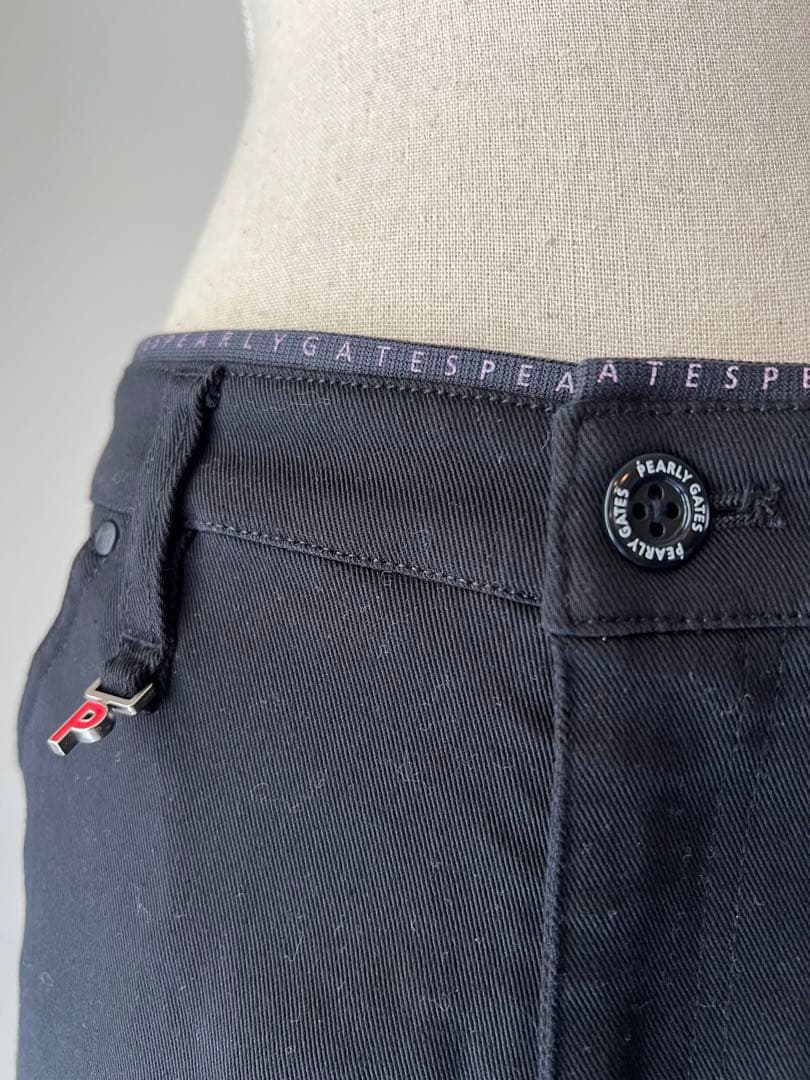 パーリーゲイツ　ダークネイビー　ショートパンツ