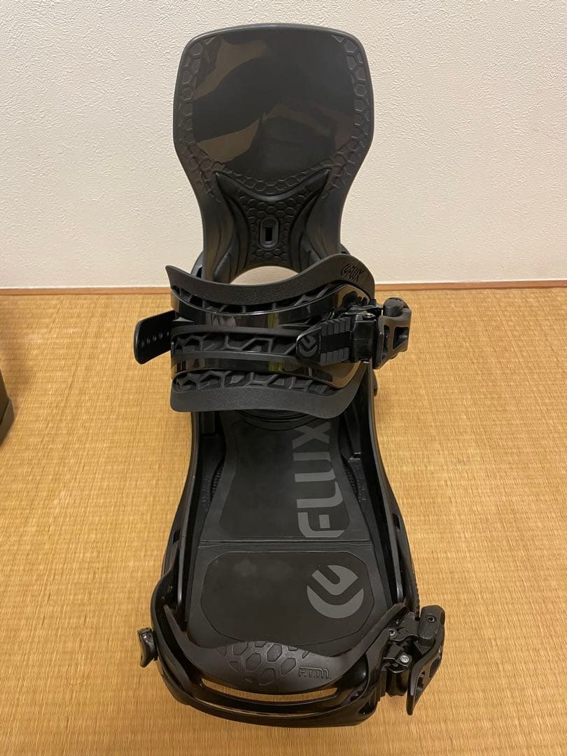 FLUX CV 22/23モデル Lサイズ