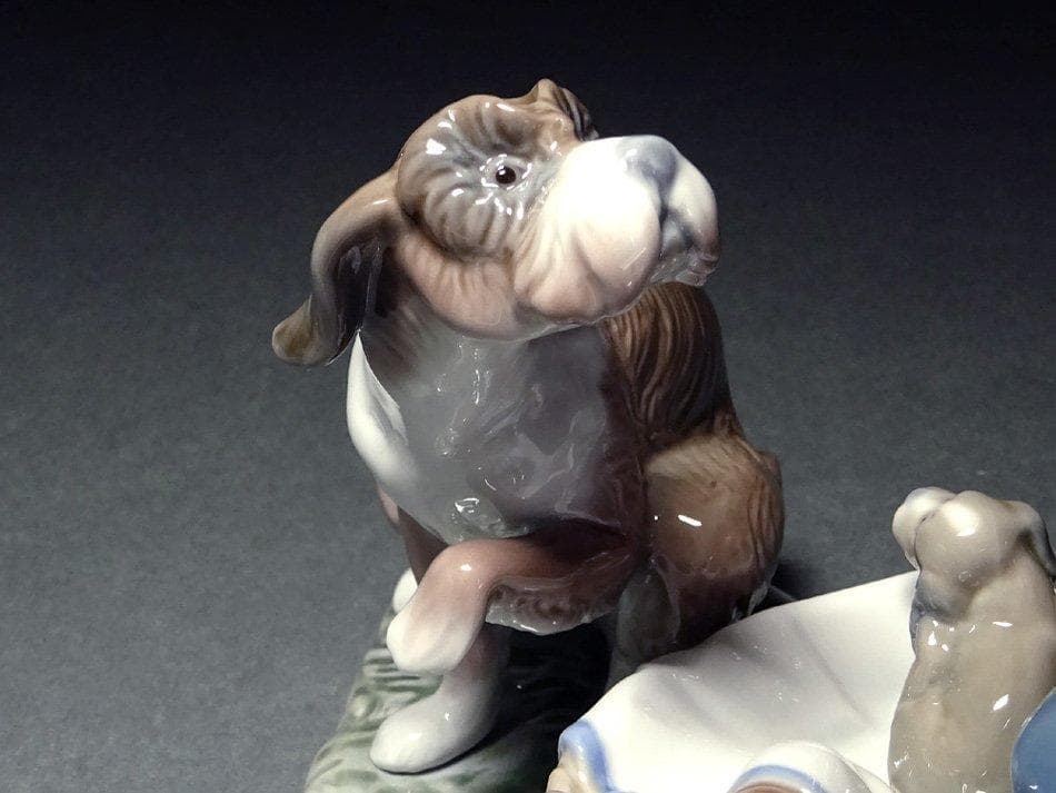 スペイン　LLADRO　リヤドロ　彩色磁器人形　「この子はぼくの！」少年と犬