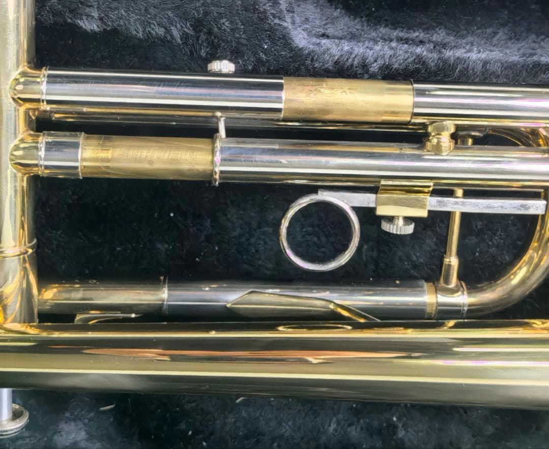 Jマイケル　トランペット ゴールド ケース付き