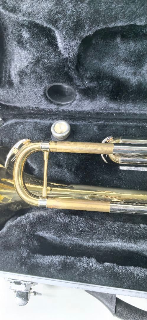 Jマイケル　トランペット ゴールド ケース付き