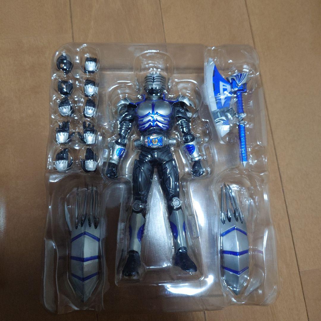 仮面ライダー 龍騎　フィギュアーツ