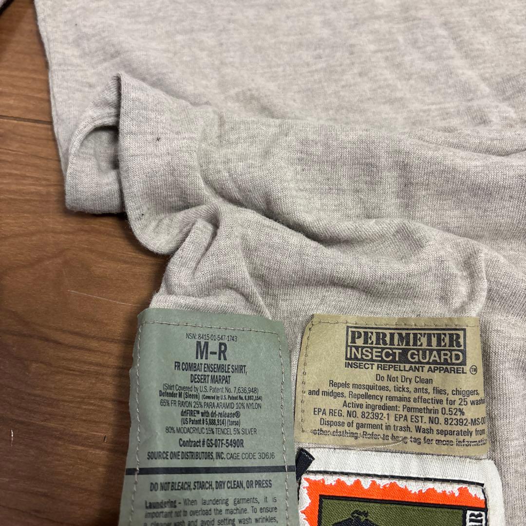 未使用品　米軍　実物　FROG COMBAT SHIRT MEDIUM ②