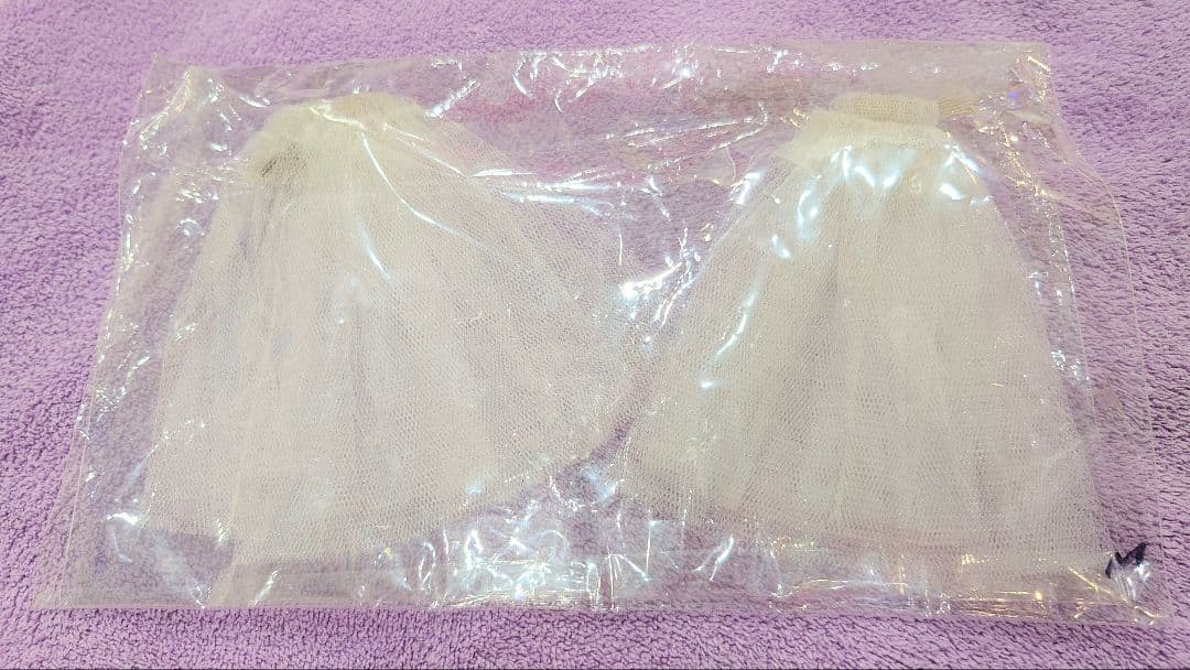 【ニキヤ、オデット】 チャコット・バレエ衣裳 袖飾り付き・美品 Ｍサイズ