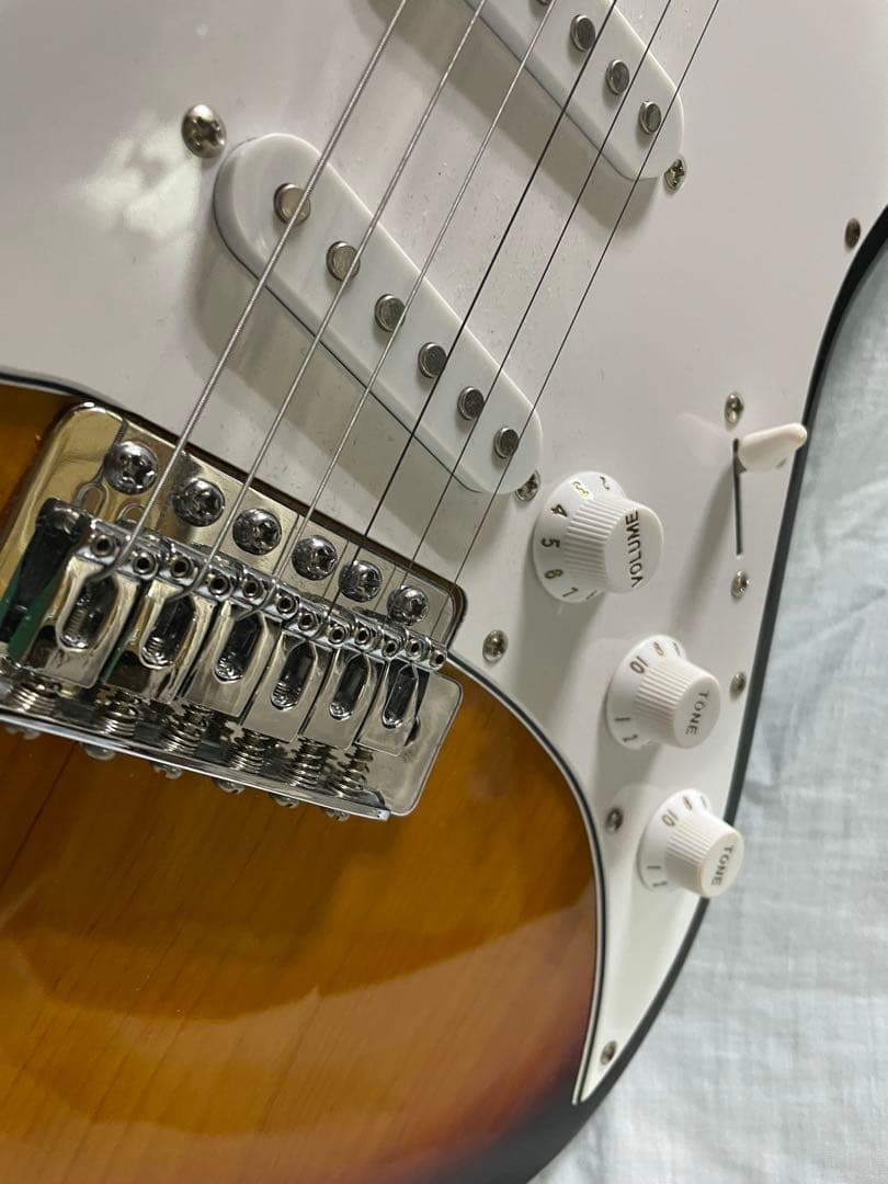 PLAYTECHエレキギター ストラトタイプ Fenderピック&チューナー付き