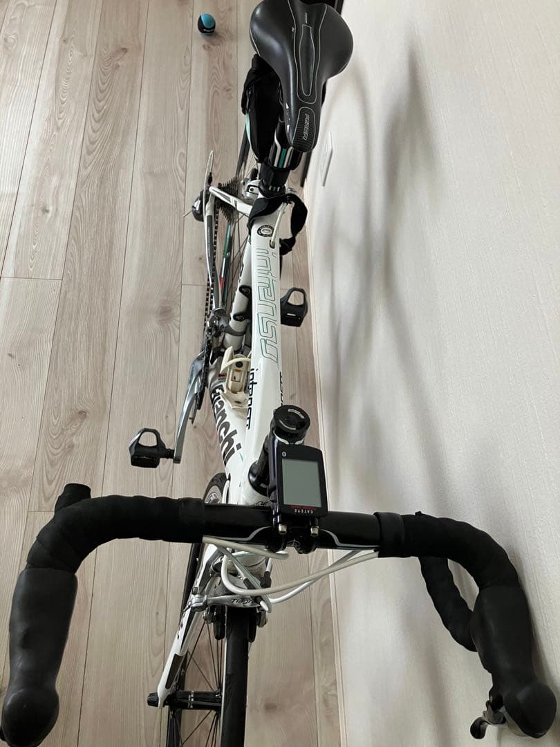 自転車ビアンキインテンソロードバイク
