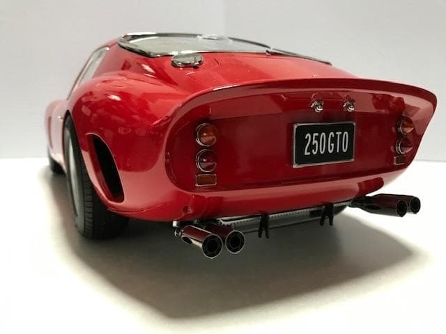 【デアゴスティーニ完成品】フェラーリ250GTO　1/8スケール