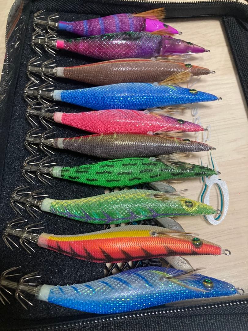 Fumi様 ダイワ エメラルダス アモラス 21本 人気ケースセット