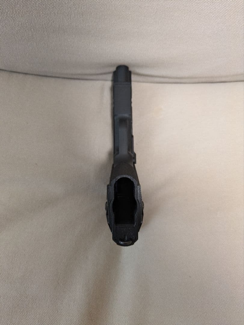 美品　Carbon8 HELLCAT 4.3 CO2ガスガン