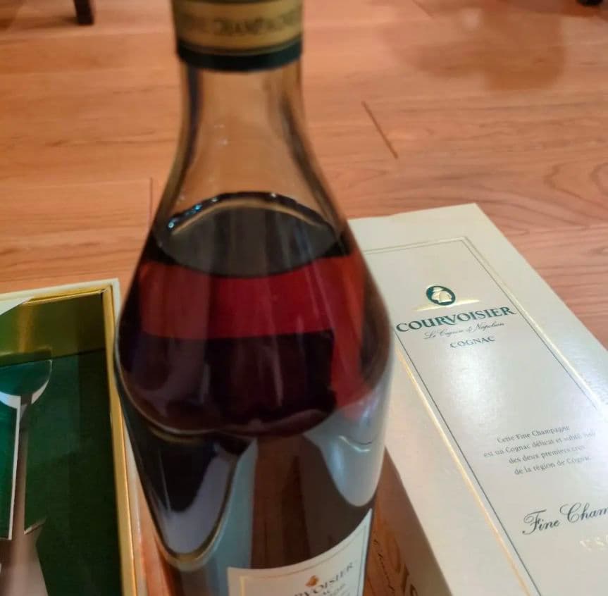 ホワイトMACKAY.ジョニーウォーカー 青1L.COURVOISIER未開栓