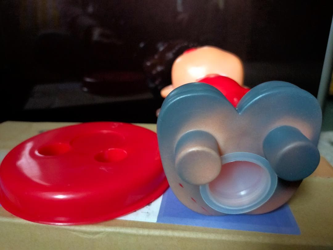 不二家　ペコちゃん貯金箱　人形　赤台