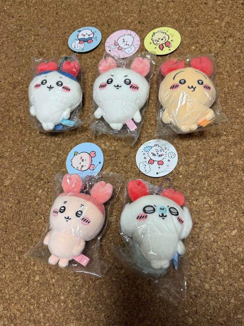 カニなちいかわ ロブスターなうさぎ マスコット ちいかわ ハチワレ モモンガ