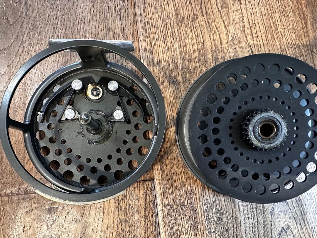 ORVISオービスCFOVI CFO6 フライリール