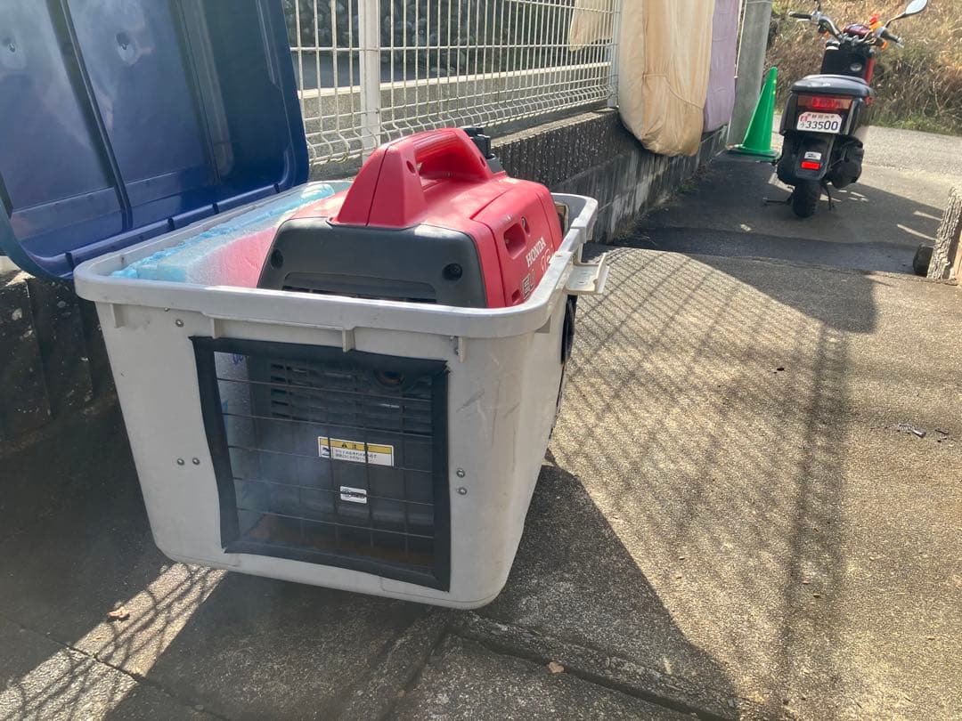 ☆美品！HONDA EU16i インバーター発電機